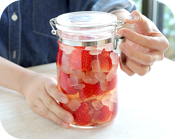 ◇14kgf◇苺シロップ氷柱水晶チャーム ◇14kgf◇苺シロップ氷柱水晶チャーム アクセサリー